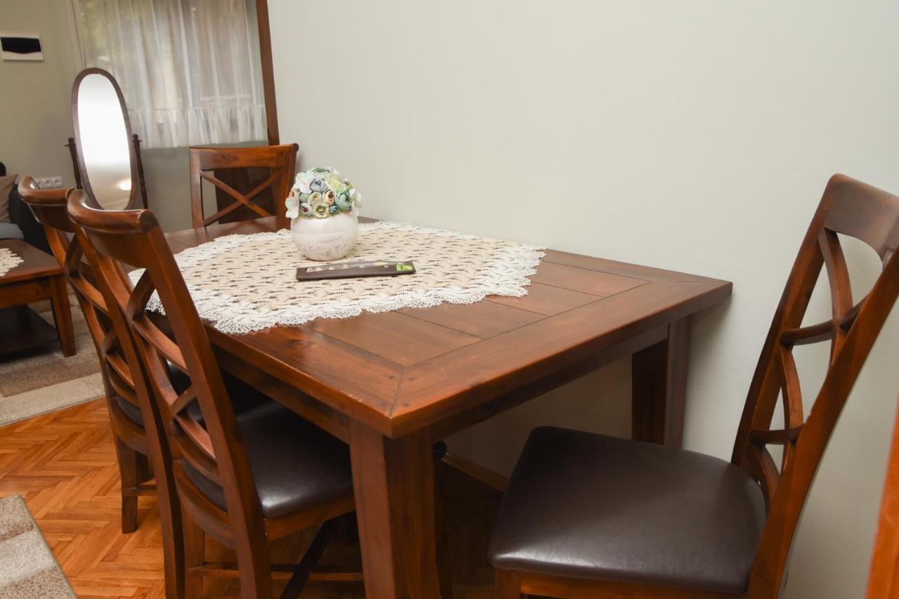 Apartman Woolf Senta Extérieur photo
